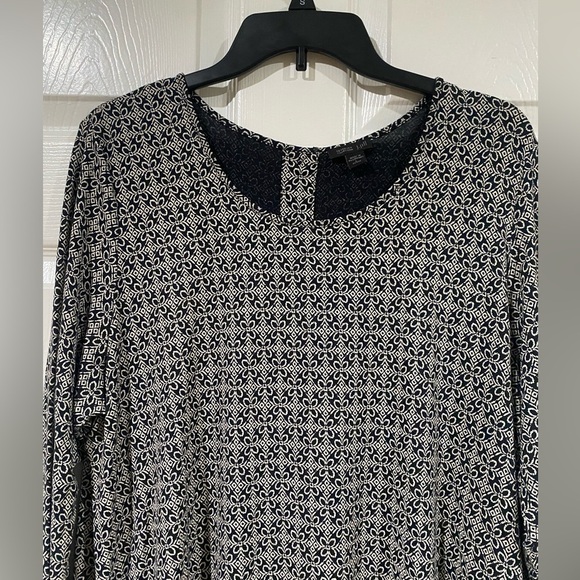 J Jill Scoop Neck Blouse Minimal Coastal Office Comfort Petite Large Navy White - Picture 11 of 11